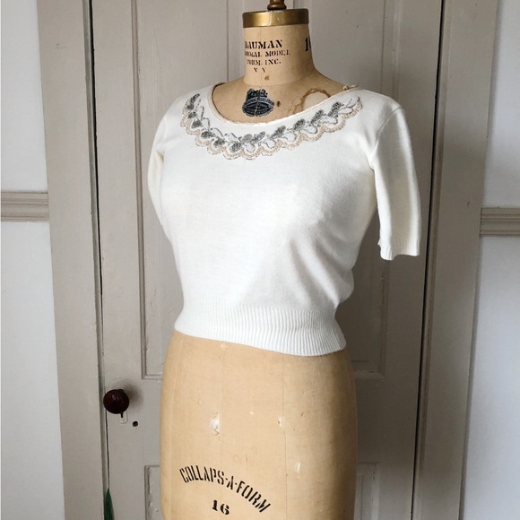 Vintagege 1950s Orlon Sweater - Picture 3 of 8